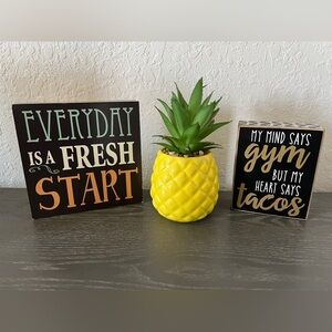 ON SALE $15  BUNDLE. Home decor bundle. 3 pieces.